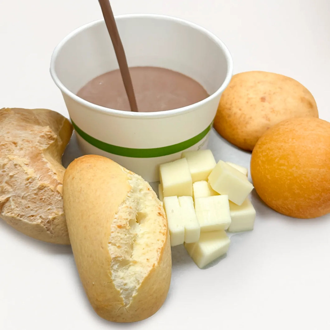 Hot Chocolate with Everything - Chocolate caliente con todo